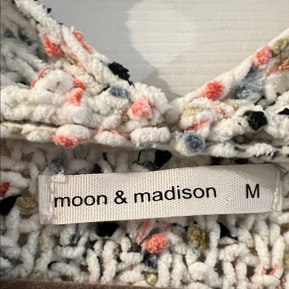 moon & madison Speckled Knit Cardigan - Picture 2 of 3